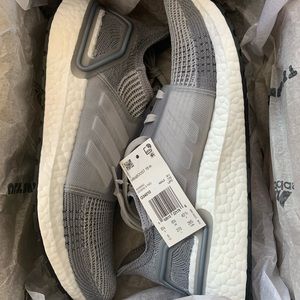 Adidas UltraBOOST 19 cool grey Sz9m new with box